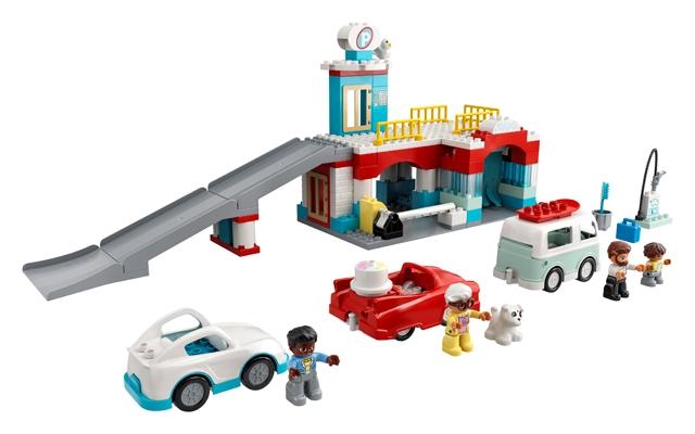 Lego®10948 Parking Garage and Car Wash