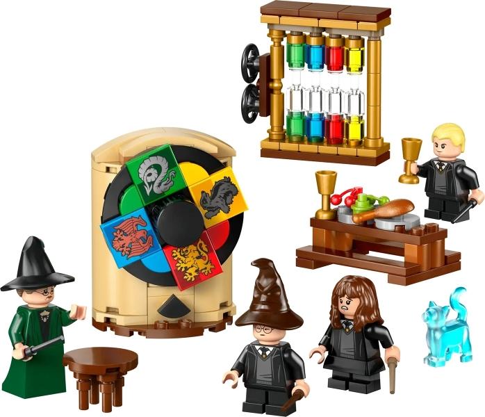 Lego® Hogwarts Castle: Sorting Hat Ceremony-76460