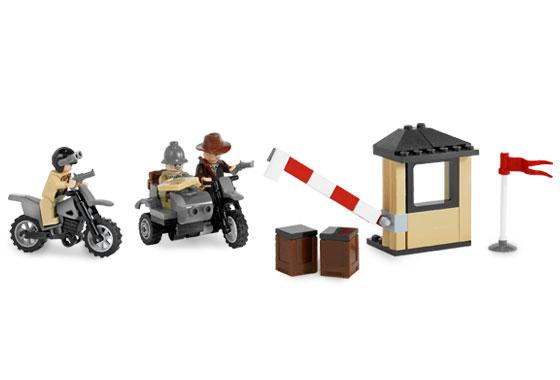 LEGO® 7620 Indiana Jones Motorcycle Chase