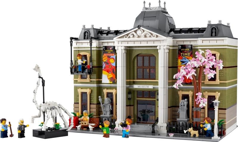 LEGO® 10326 Natural History Museum