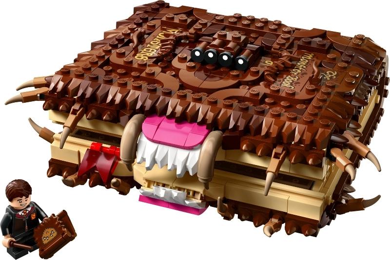 Lego®76449 Chomping Monster Book of Monsters