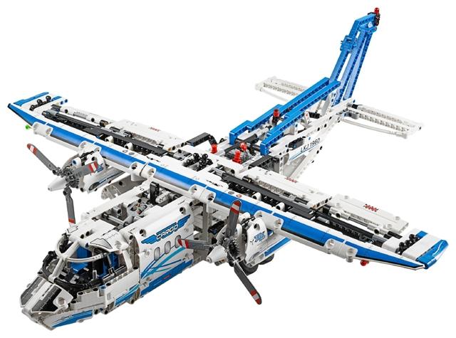 LEGO® 42025 Cargo Plane