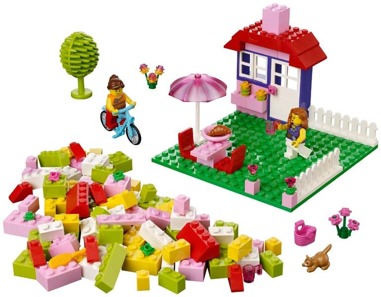 Lego® 10660 - LEGO Pink Suitcase