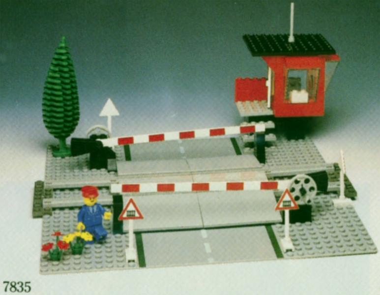 Lego® 7835 - Manual Road Crossing